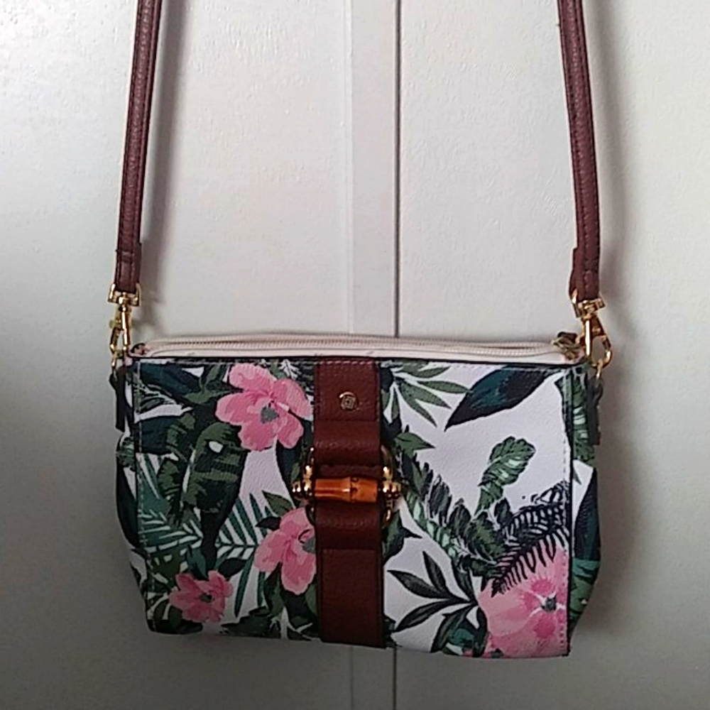 Liz Claiborne Mini Purse/wallet